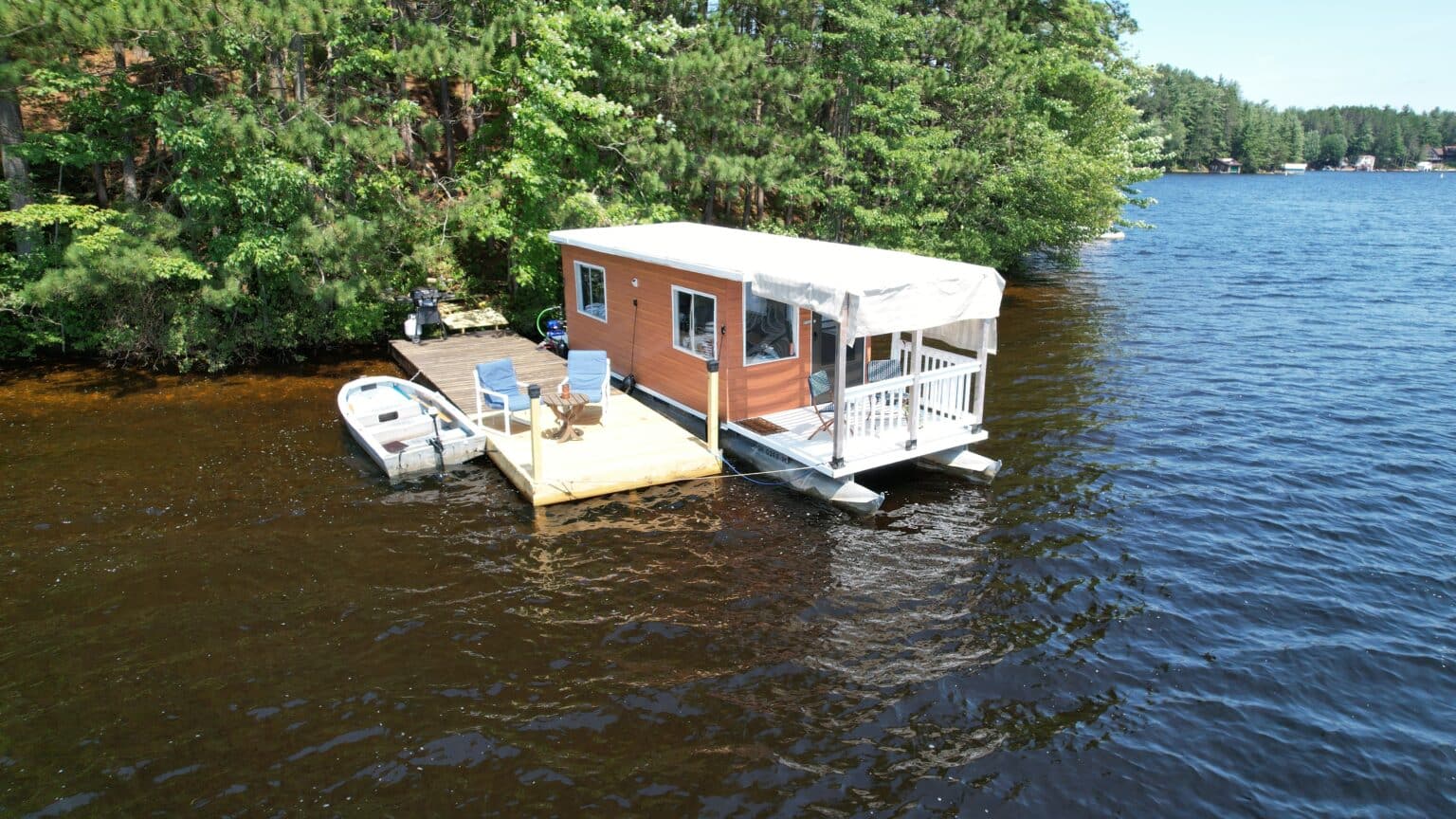 Grant Island House Boat